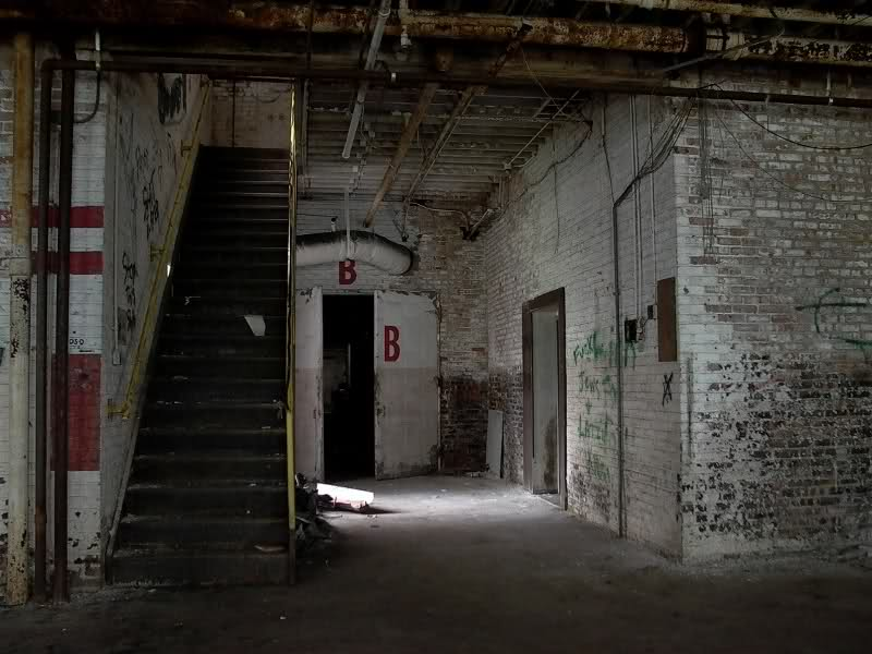 Illustration for article titled These Abandoned Toy Factories and Shops Will Haunt Your Nightmares